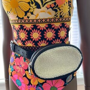 STEVE MADDEN BELT BAG